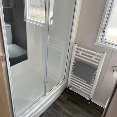 Luxury Whitstable Caravan Seasalter Exterior photo